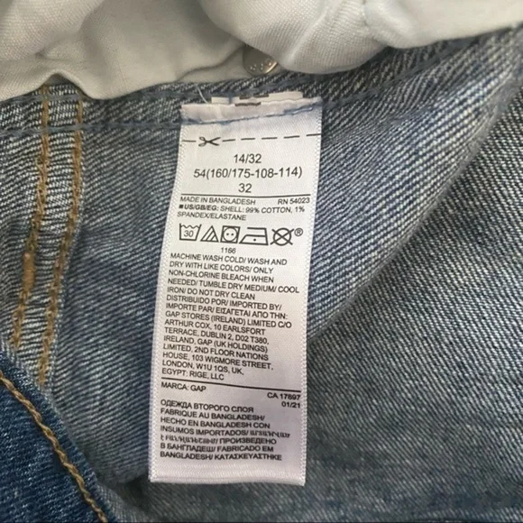 {preloved} Women’s GAP Button Fly Denim Shorts - Picture 5 of 5